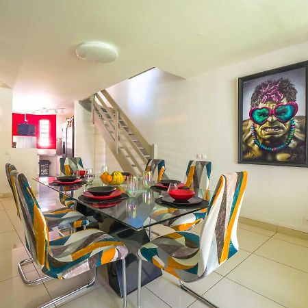 Triplex Yasuke: Vivez L'Experience Pop Art Et Geek En Plein Coeur De Petit-Bourg Villa Eksteriør billede
