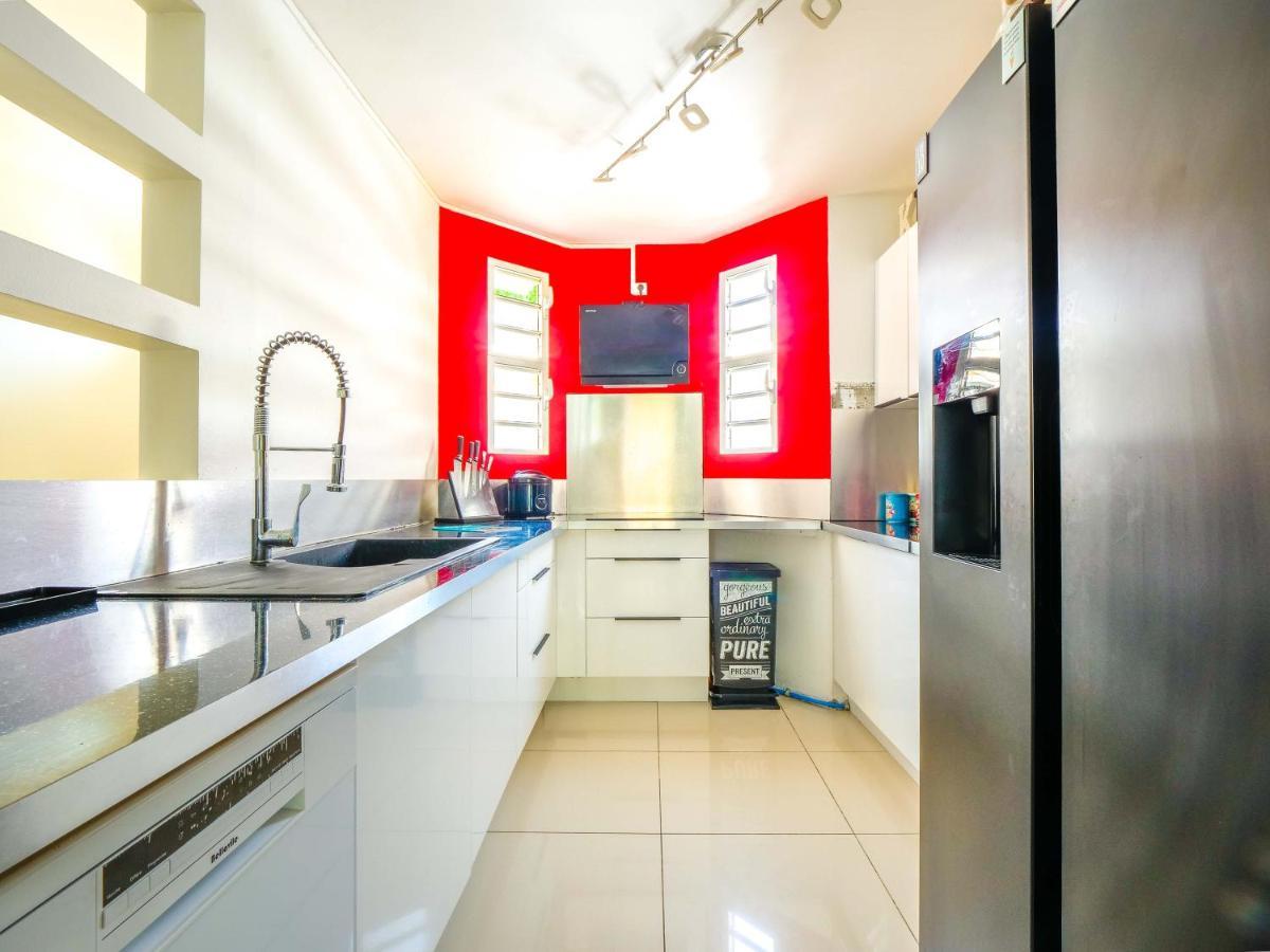 Triplex Yasuke: Vivez L'Experience Pop Art Et Geek En Plein Coeur De Petit-Bourg Villa Eksteriør billede